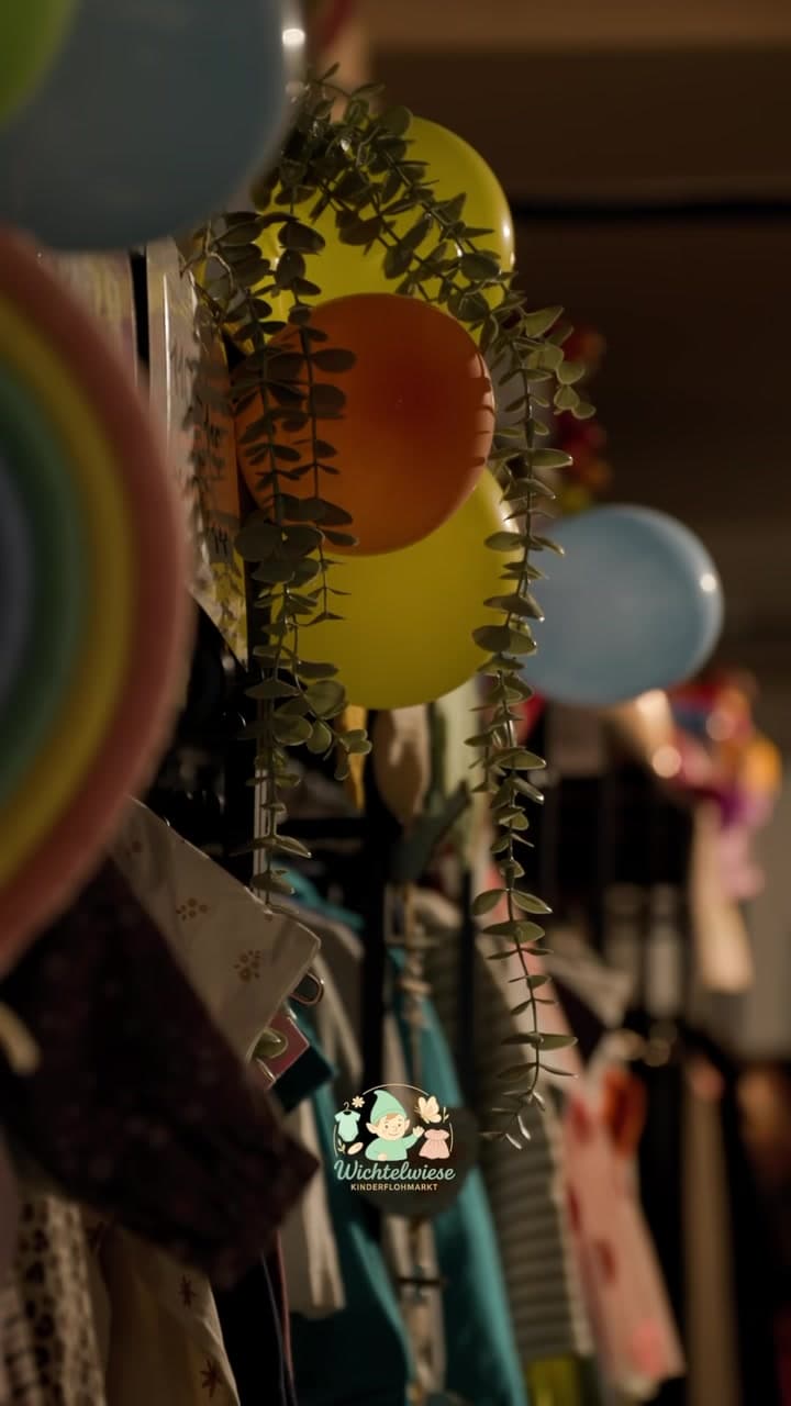 Bunte Dekoration im Wichtelwiese-Laden